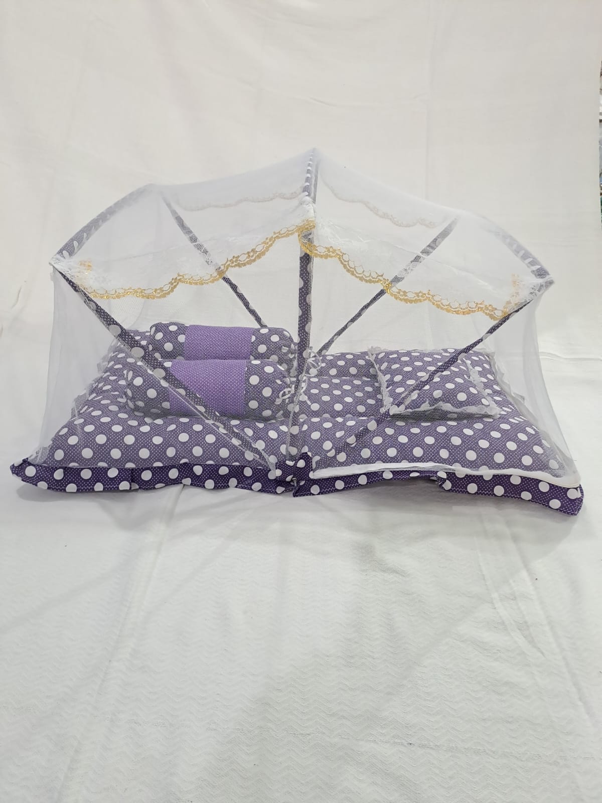 New Born Baby Carry Nest/Bed With Mosquito Net Special Soft Stuff